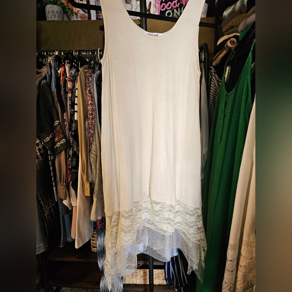 Elegant White Lace Dress